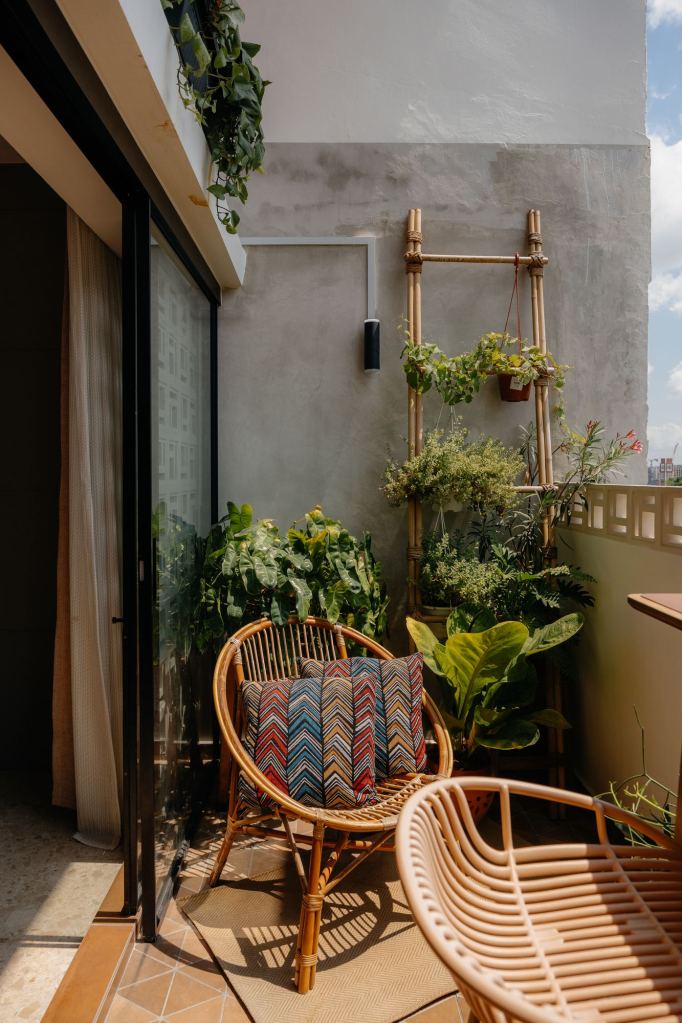 140 Bukit Batok interior