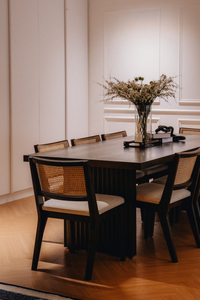 789 Woodlands interior